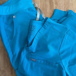 Pre-Loved Figs Scrubs Set size MEDIUM (teal)